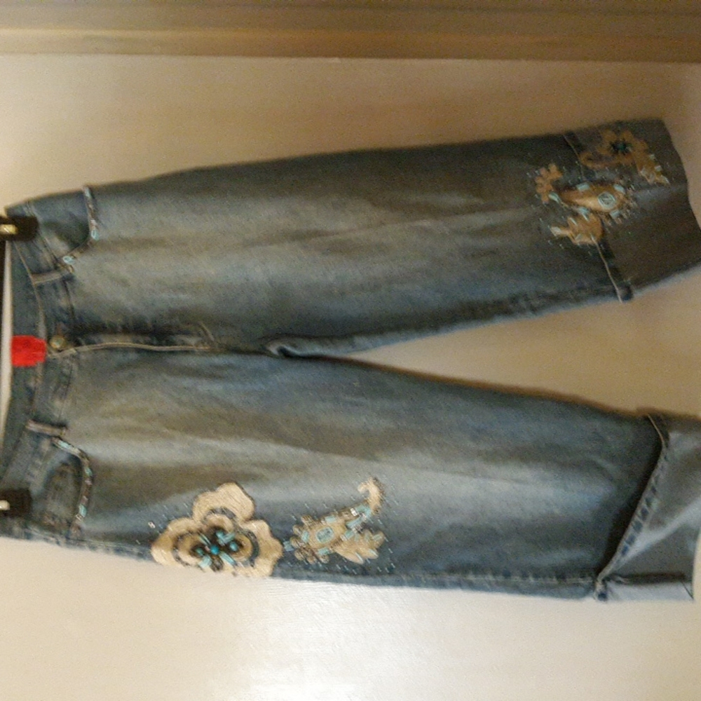 Very Vera Red Label Light Blue Wash Cropped Jeans Embellished Beaded Floral 10
